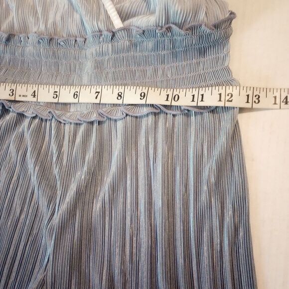 wide leg ombre pleated jumpsuit with ruffled hem - Picture 11 of 13